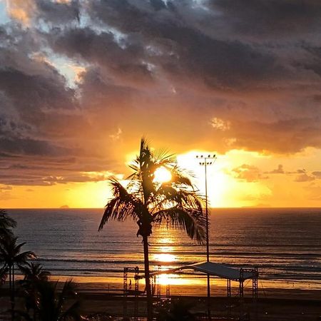 Apartamento Peruibe Pe Na Areia!!! Peruíbe Exterior foto