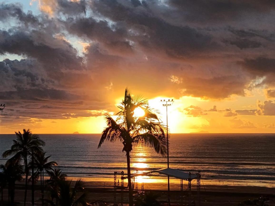 Apartamento Peruibe Pe Na Areia!!! Peruíbe Exterior foto